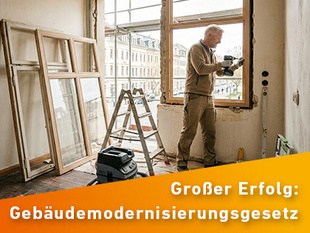 Beispielbild Gebäudemodernisierungsgesetz Fenstereinbau (Bild: Gemini)